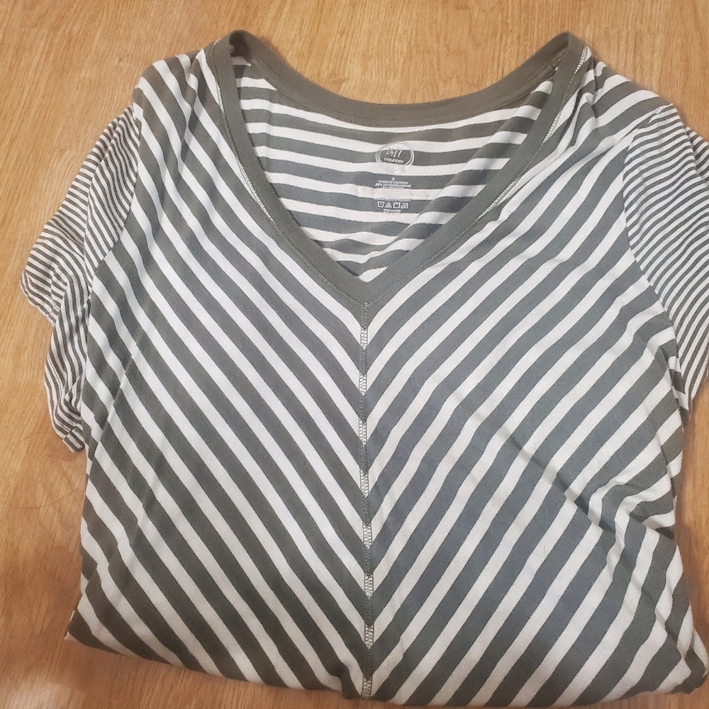 24/7 soft tee maurices olive green
